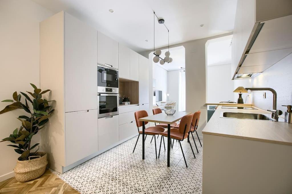 New&Beatiful&Central Apartment*El Balcon De Chueca マドリード エクステリア 写真