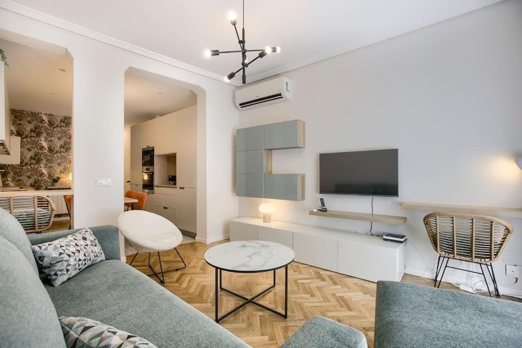 New&Beatiful&Central Apartment*El Balcon De Chueca マドリード エクステリア 写真