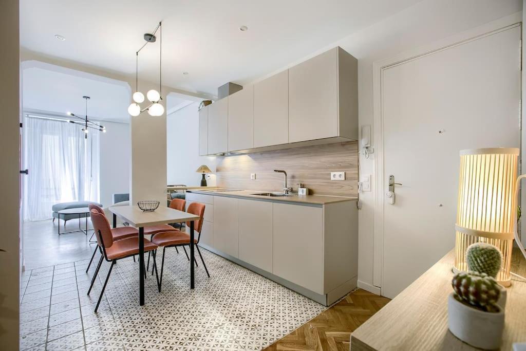 New&Beatiful&Central Apartment*El Balcon De Chueca マドリード エクステリア 写真