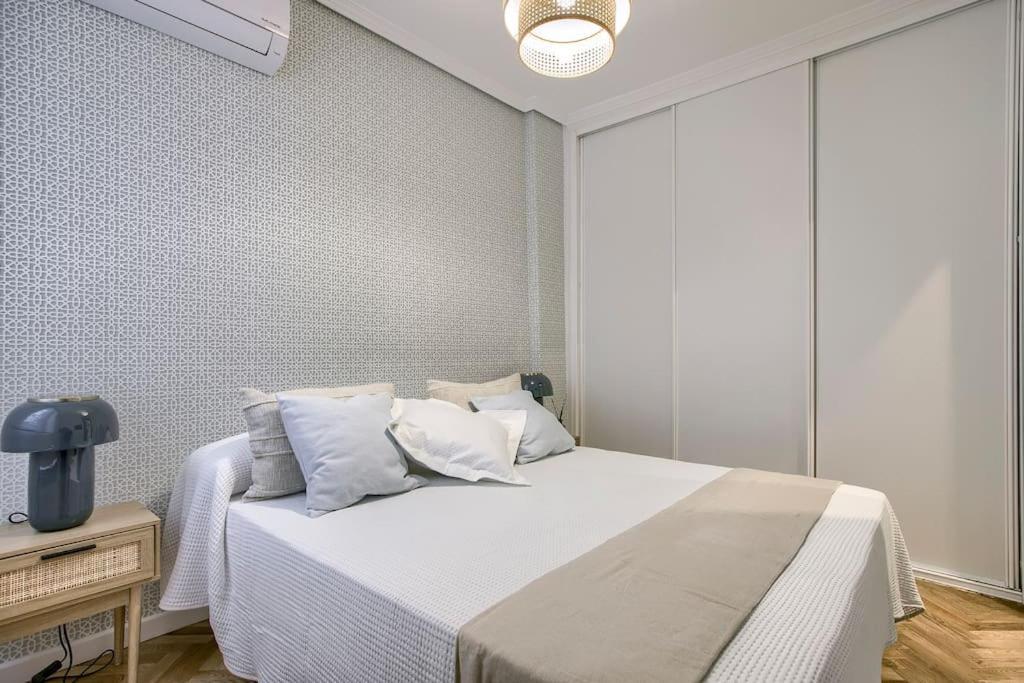New&Beatiful&Central Apartment*El Balcon De Chueca マドリード エクステリア 写真